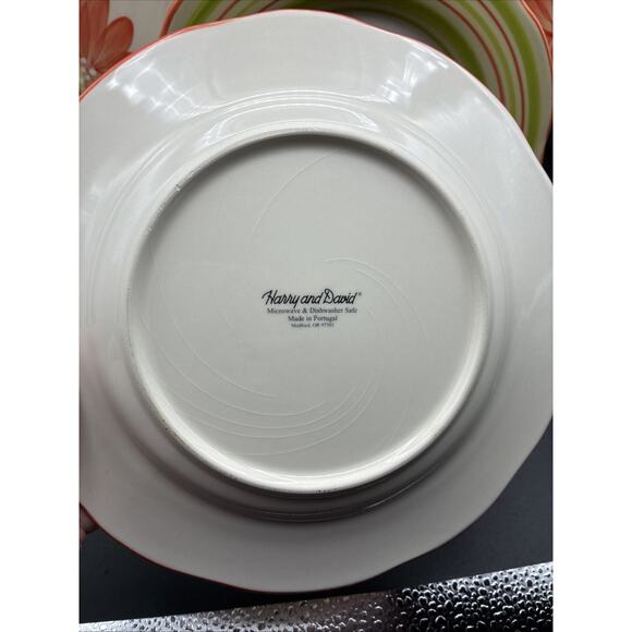 Harry & David Decorative Flower Plates 2-Dinner & 2-Salad Hand Painted Portugal - Picture 4 of 8